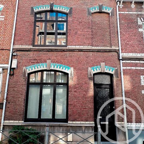 [Témoignage] Financement gagnant pour la rénovation de la maison 1930 d’un ménage lillois aux revenus modestes.